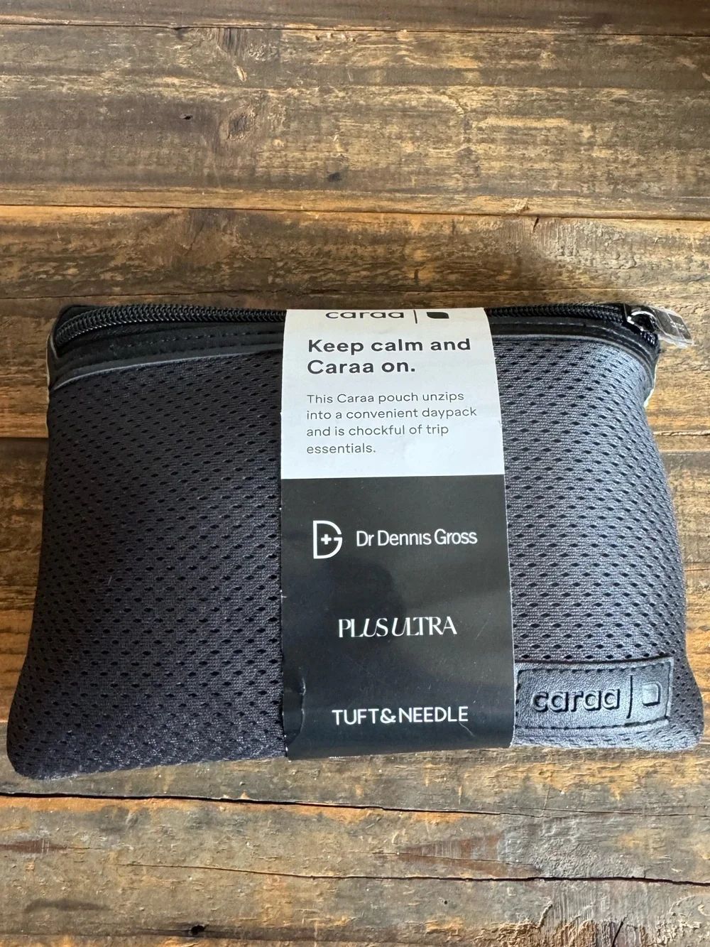 NEW JetBlue Mint Caraa Bus Class Amenity Kits Snap Together Dennis Gross